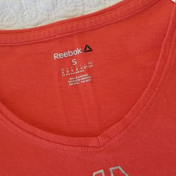 Reebok short sleeve top - Picture 3 of 4